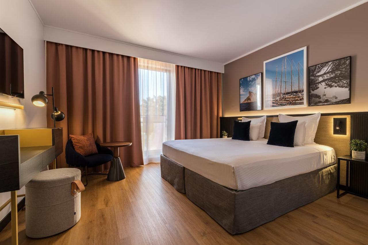 Hotel M 4*