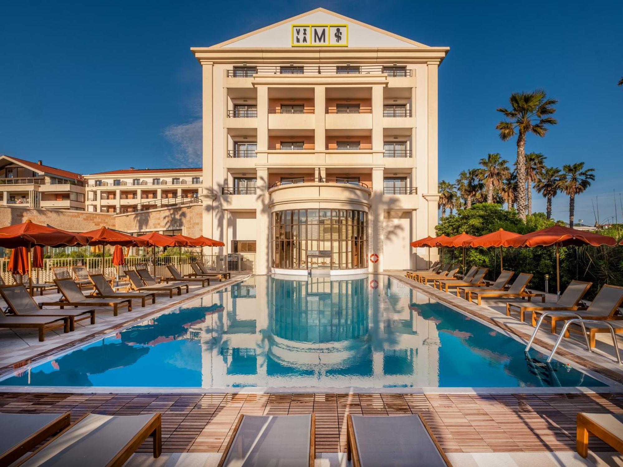 Hotel M