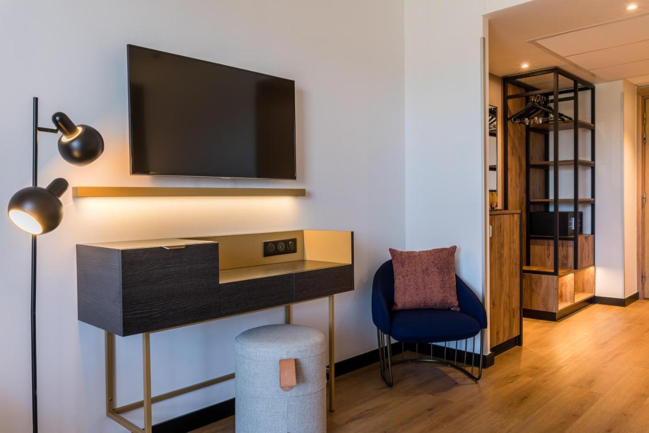 Massalia 4*