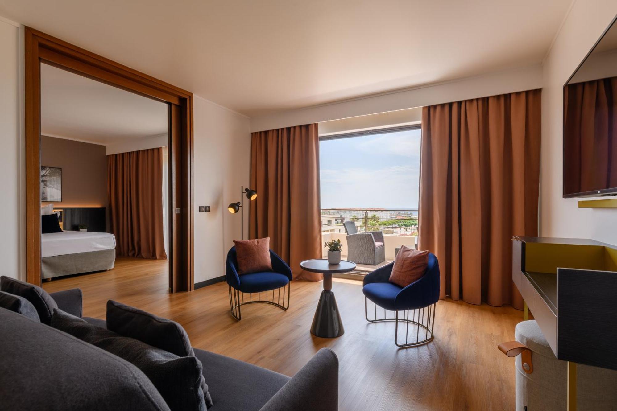 Massalia 4*